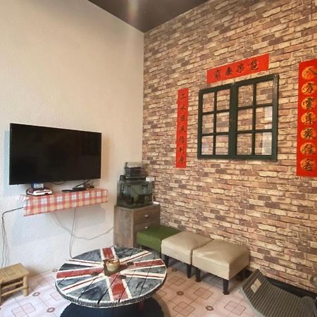 82G Backpacker Inn Манонг Екстериор снимка