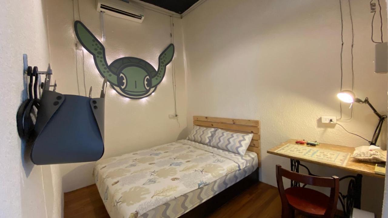 82G Backpacker Inn Манонг Екстериор снимка