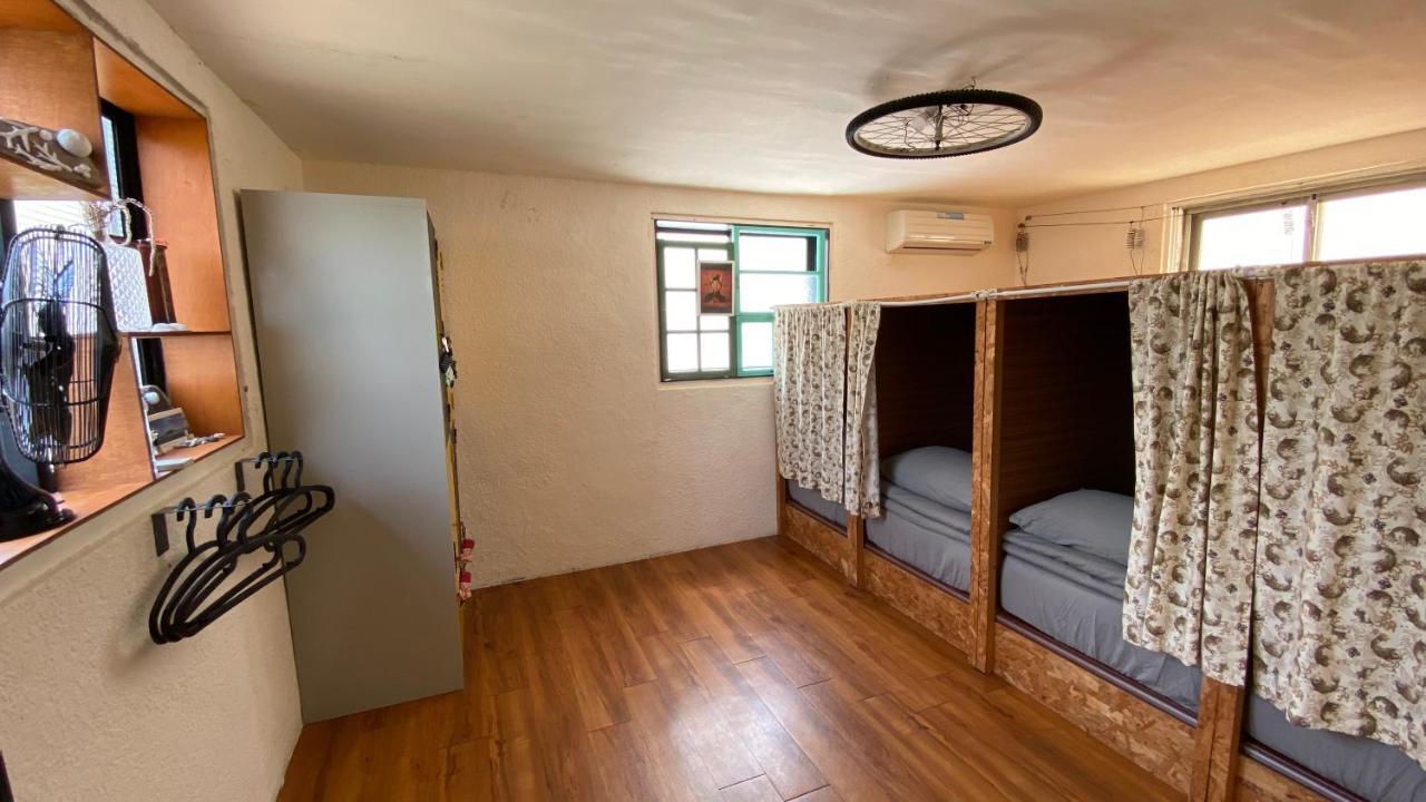 82G Backpacker Inn Манонг Екстериор снимка