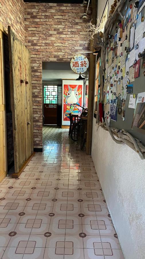 82G Backpacker Inn Манонг Екстериор снимка