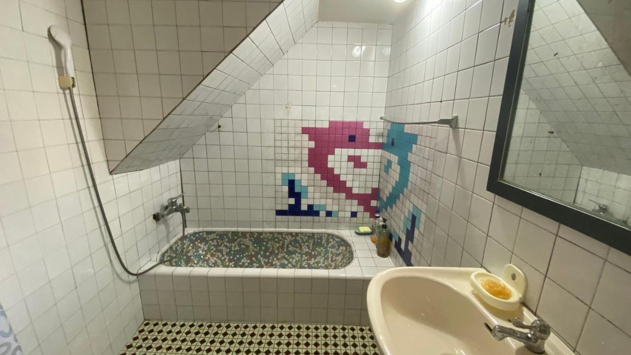 82G Backpacker Inn Манонг Екстериор снимка