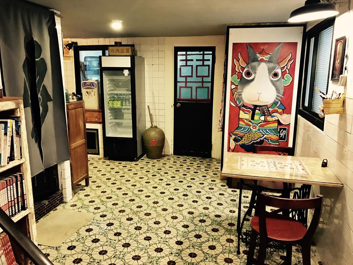 82G Backpacker Inn Манонг Екстериор снимка