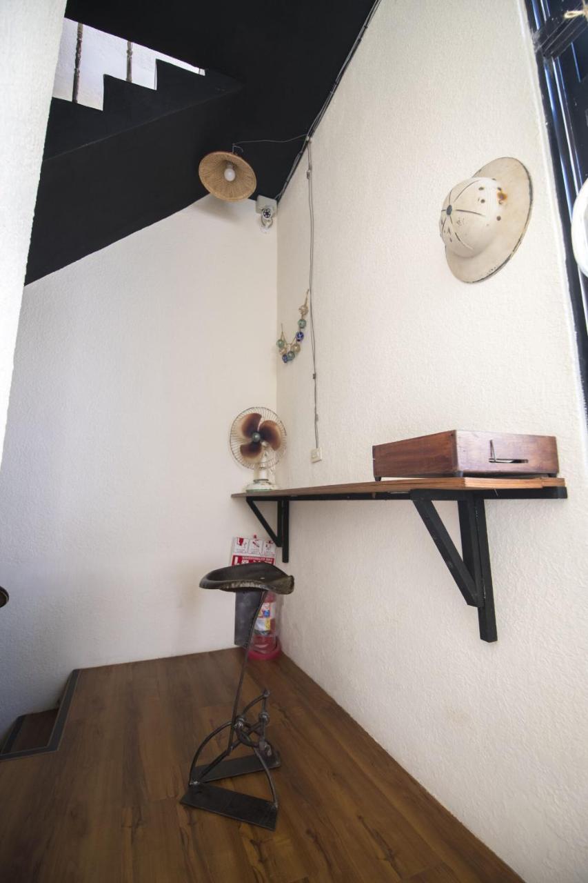 82G Backpacker Inn Манонг Екстериор снимка