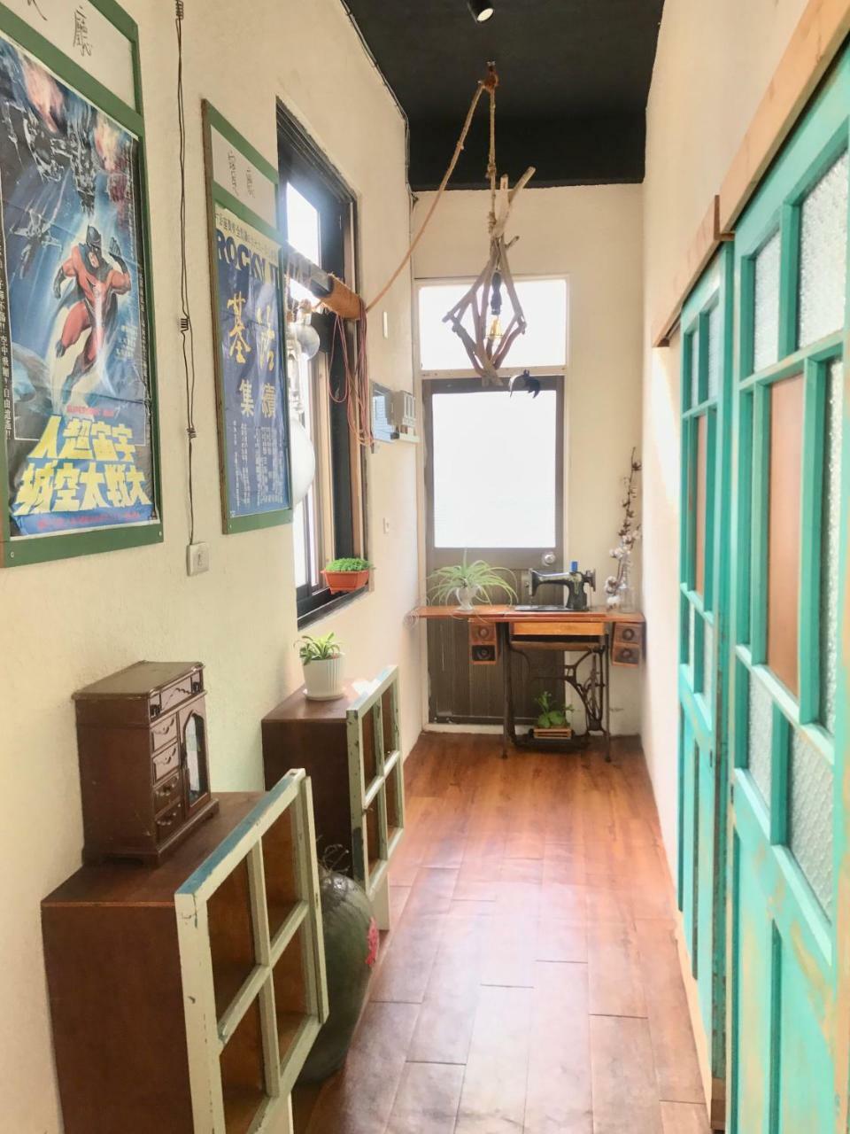82G Backpacker Inn Манонг Екстериор снимка